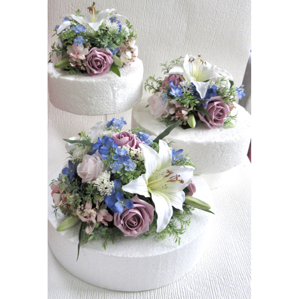 pink and blue cake toppers with tiger lilies